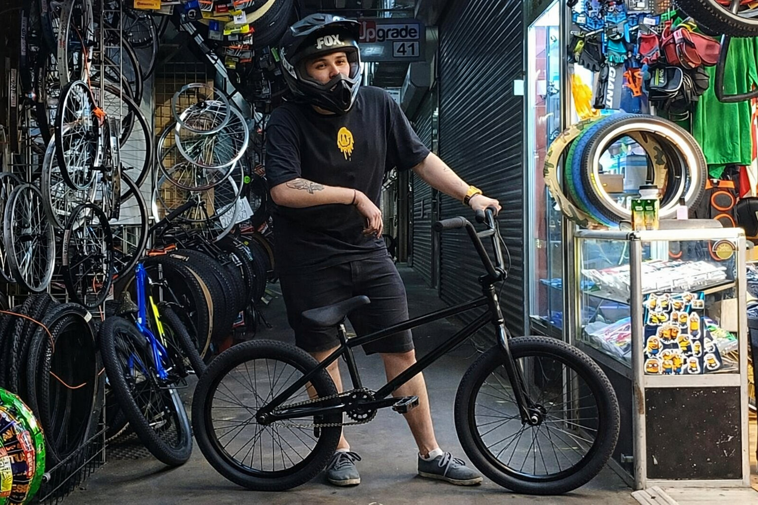 Интерьер веломастерской BMX Shop
